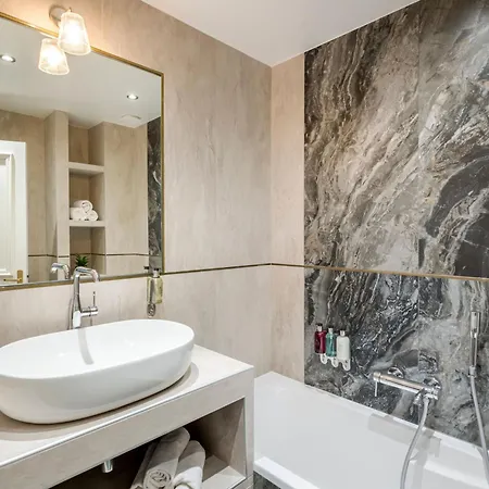 Merveil - Luxury - Champs Elysees - Mauroy I 아파트